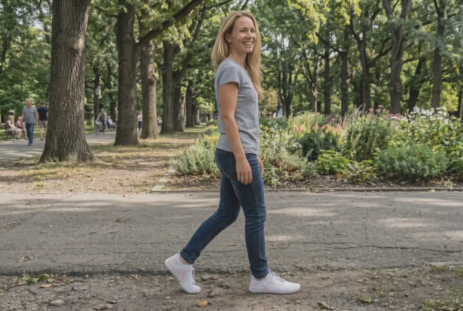 ZERO Zenith Original zero drop sole reduces pain and pressure, keeps you grounded and balanced while walking